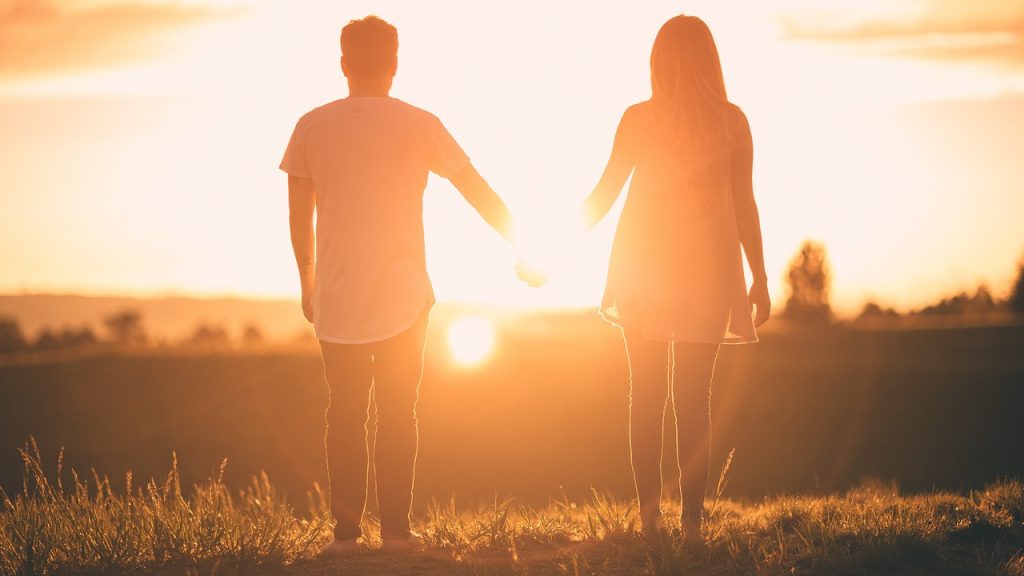 Relatietherapie bij Praktijk Ruimte in Arkel helpt stellen bij relatieproblemen, vertrouwen en communicatie. Ontdek hoe integratieve therapie en coaching jullie weer dichter bij elkaar kunnen brengen.